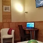 Le Dome ホテル ティニュ
