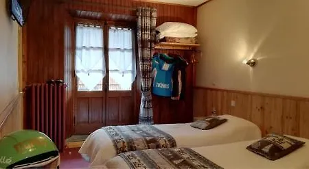 Le Dome Hotel 2*